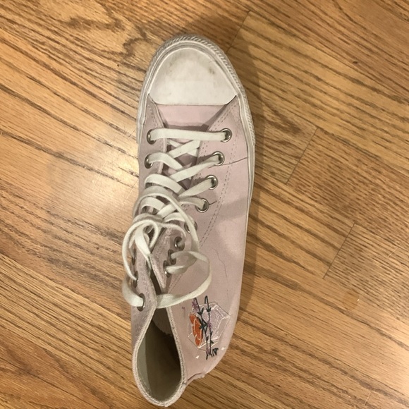 Limited edition converse size 9 high tops. - Picture 5 of 11